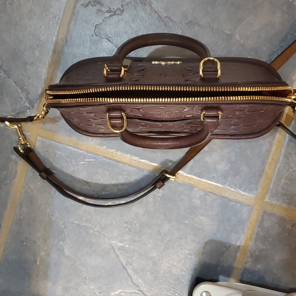 Coach Berry purse with gold accents. - Picture 6 of 7